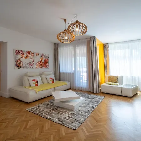 View Апартаменты *